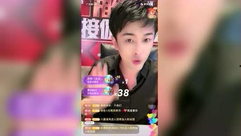 娱乐爆料皮皮哥是谁呀视频,娱乐爆料视频背后的神秘人物  第3张